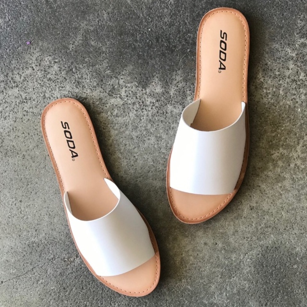 Soda Sansa slip on mule sandal in white